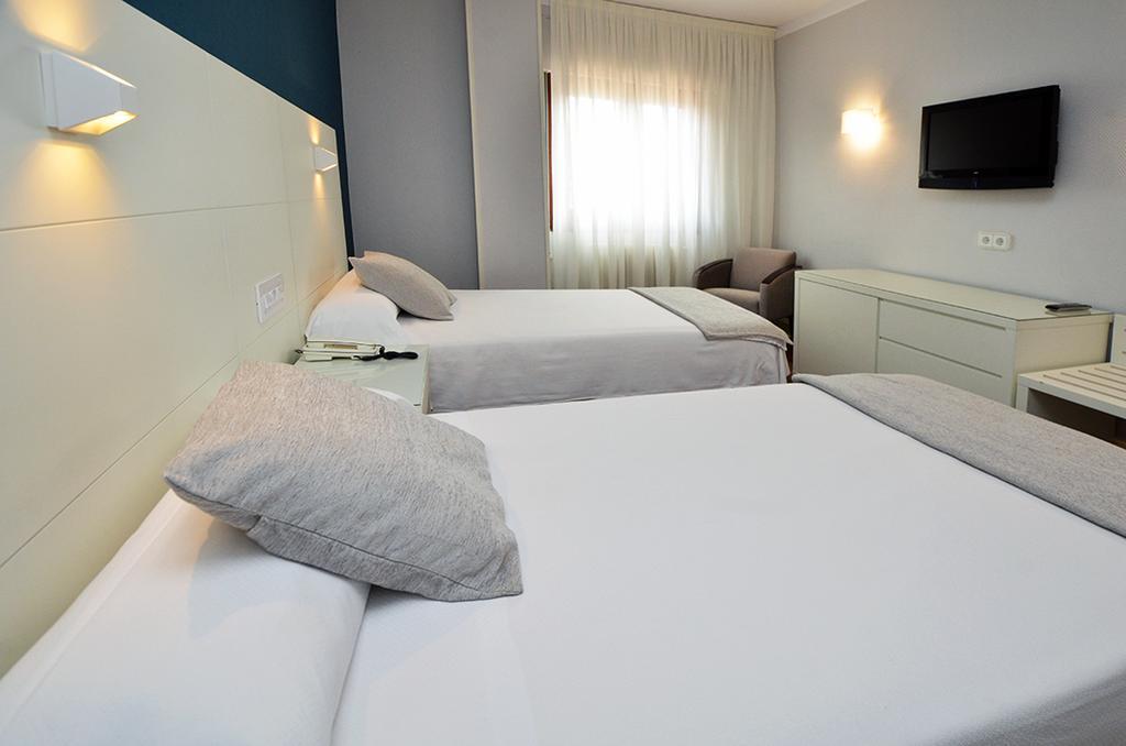 Hostal Vista Alegre Castro Urdiales Extérieur photo