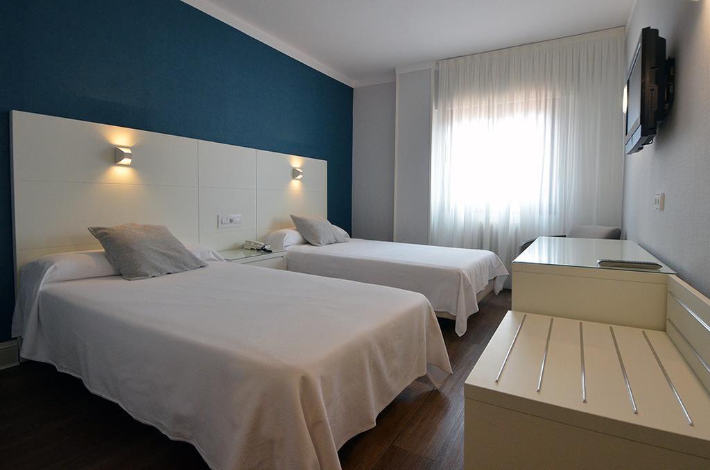 Hostal Vista Alegre Castro Urdiales Extérieur photo
