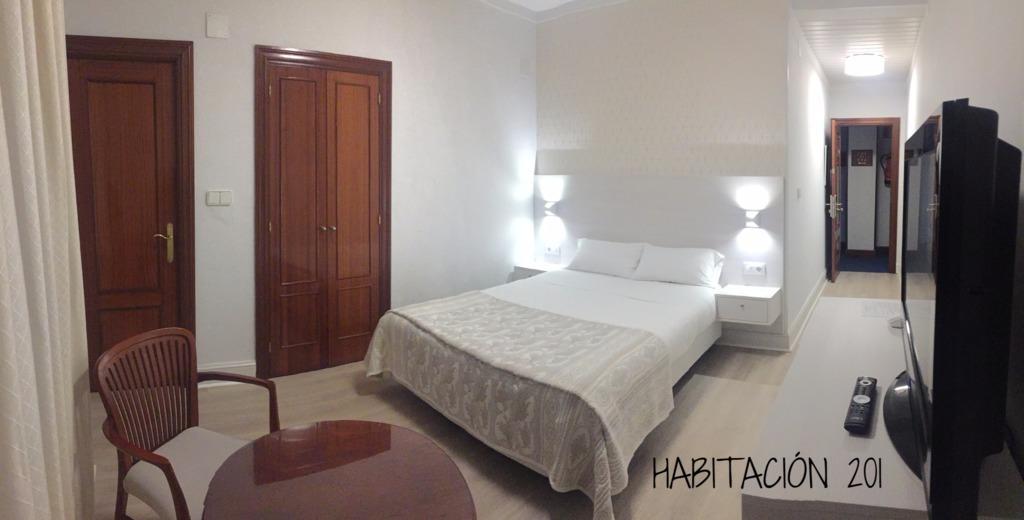 Hostal Vista Alegre Castro Urdiales Extérieur photo
