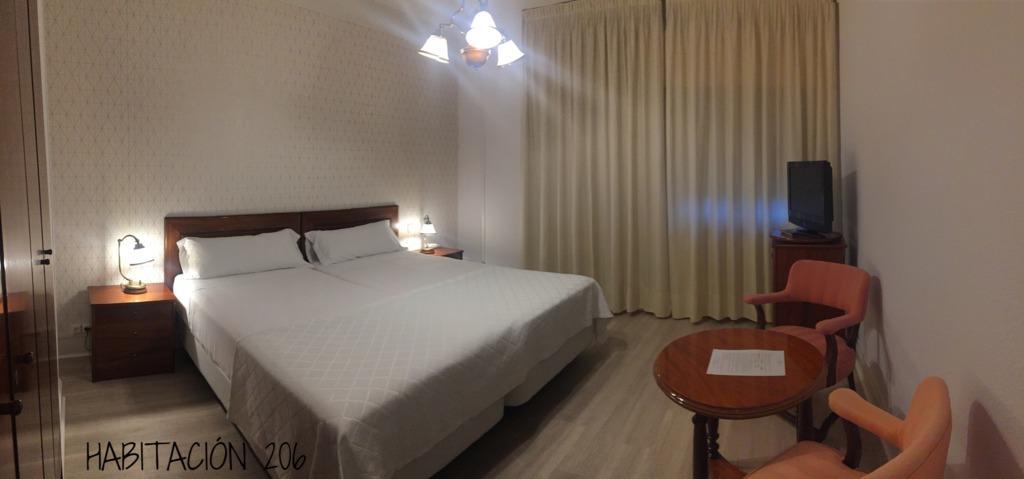 Hostal Vista Alegre Castro Urdiales Extérieur photo