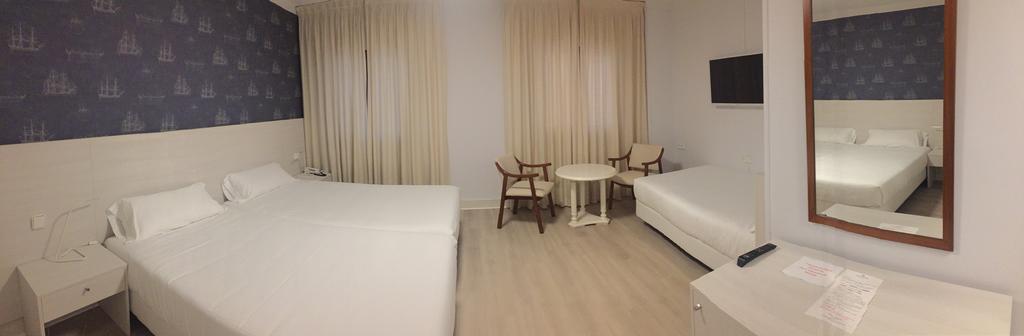 Hostal Vista Alegre Castro Urdiales Extérieur photo